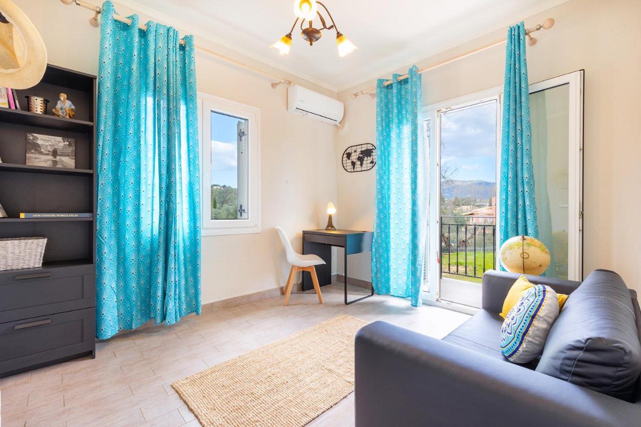 Spyrelia Villa With Private Pool & Outdoor Hot Tub Dassia  Luaran gambar